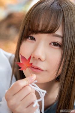 藤井奈奈